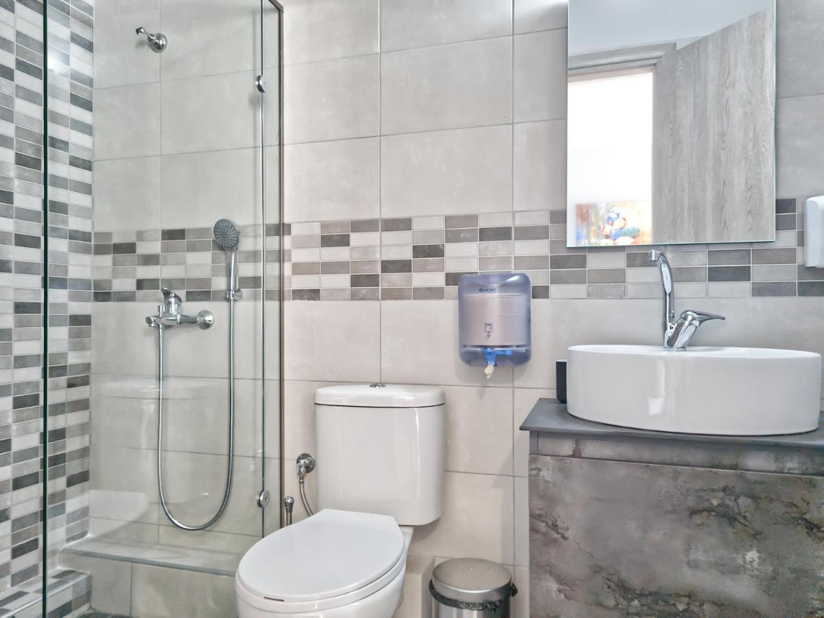 Epipleon Luxury Suites -104- Δωμάτιο 35Τμ Με Βεράντα 35Τμ Μπροστά Στη Θάλασσα Nafpaktos エクステリア 写真